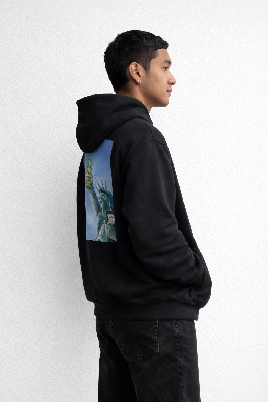 Statue Of Liberty Zulia Beer-Unisex oversized hoodie